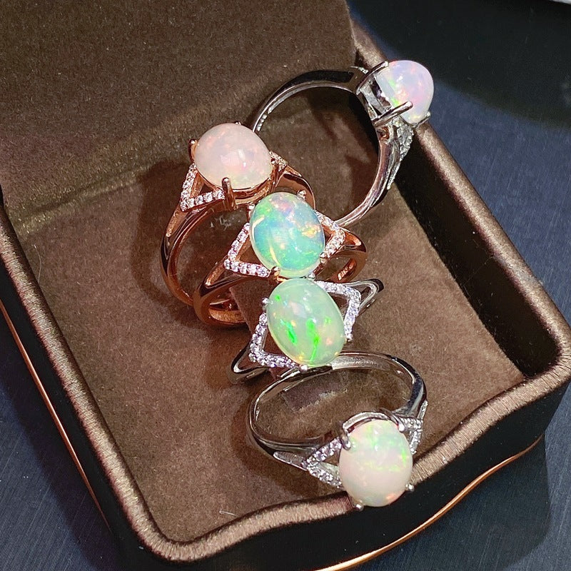Bague en argent 925 incrustée d'opale naturelle d'Australie