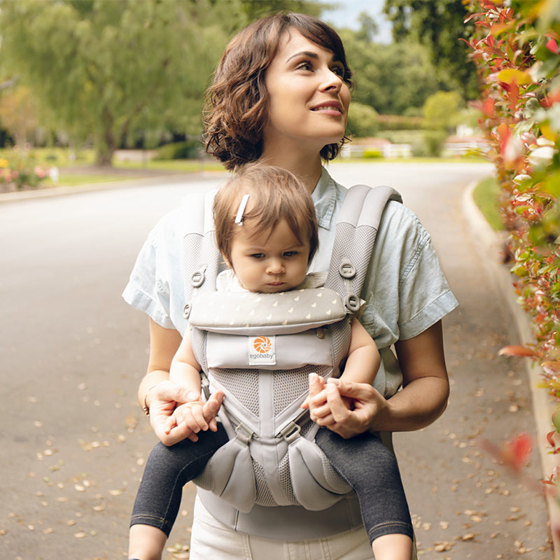 Porte-bébé multifonctionnel Ergobaby Omni