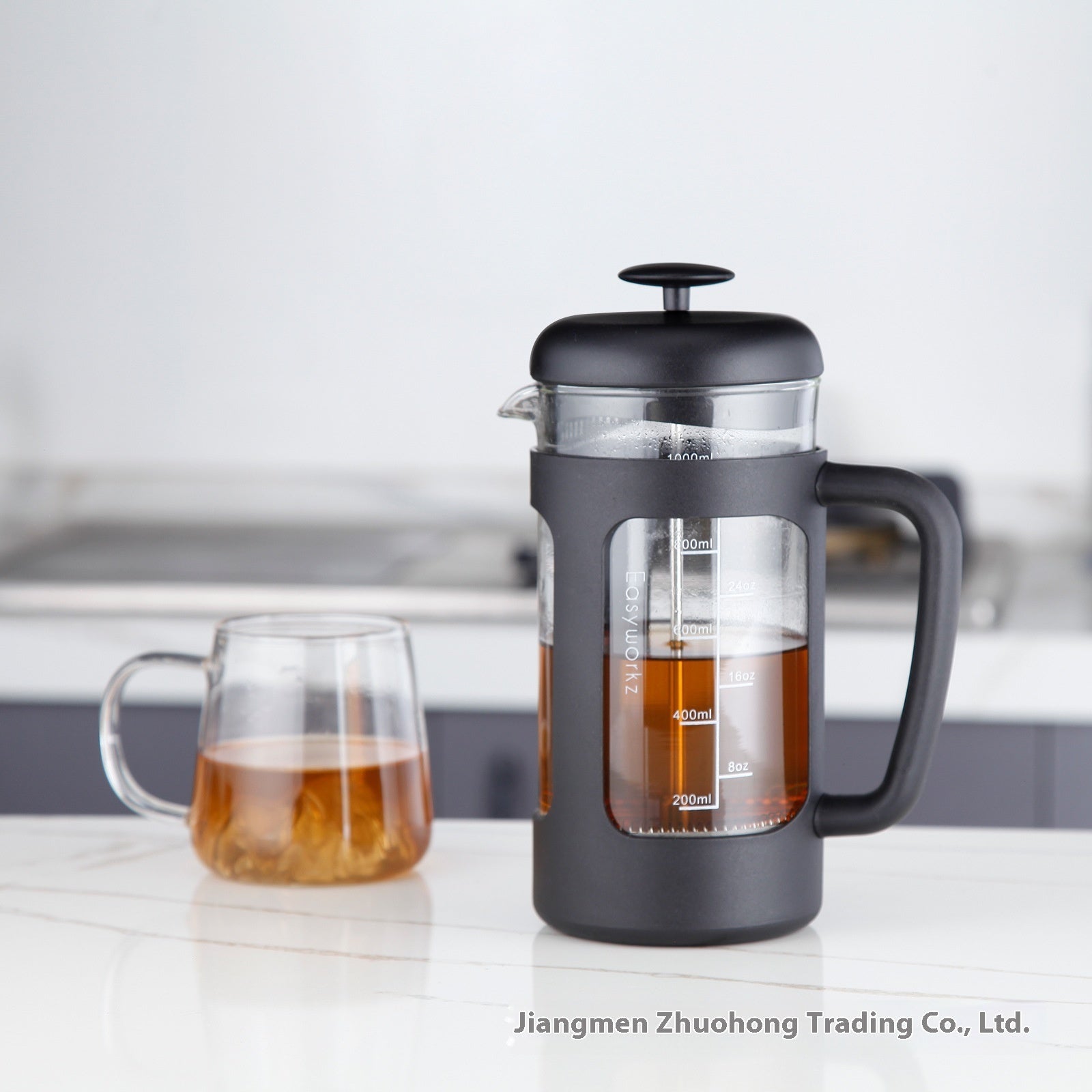 Cafetière à piston en verre avec filtre pour le café et infuseur à thé