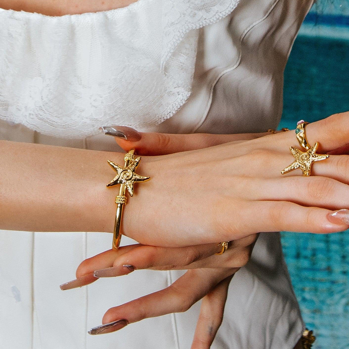 Fashion Stainless Steel Starfish Open-ended Bracelet