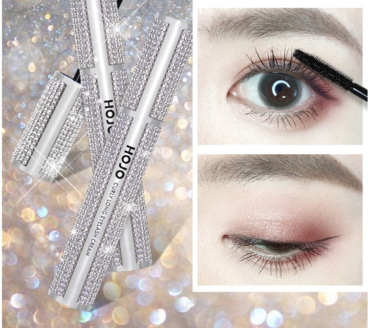 Mascara hydratant, volumateur et allongeant