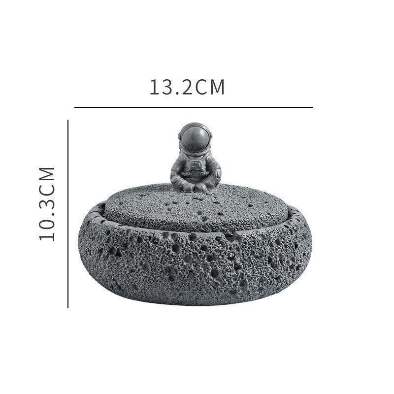 Cement Astronaut Ashtray With Cover Protection