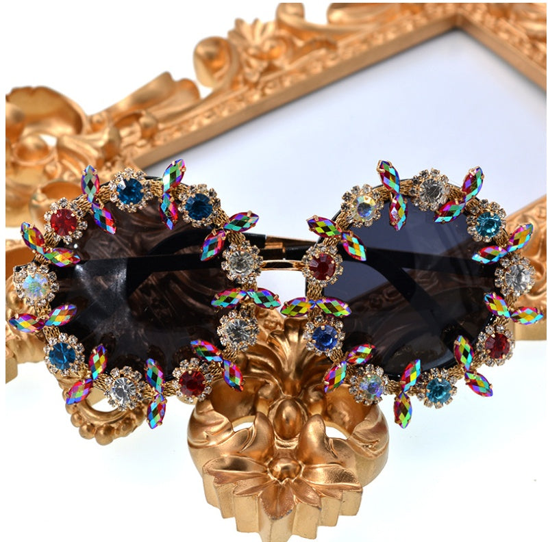 Lunettes de soleil baroque diamant