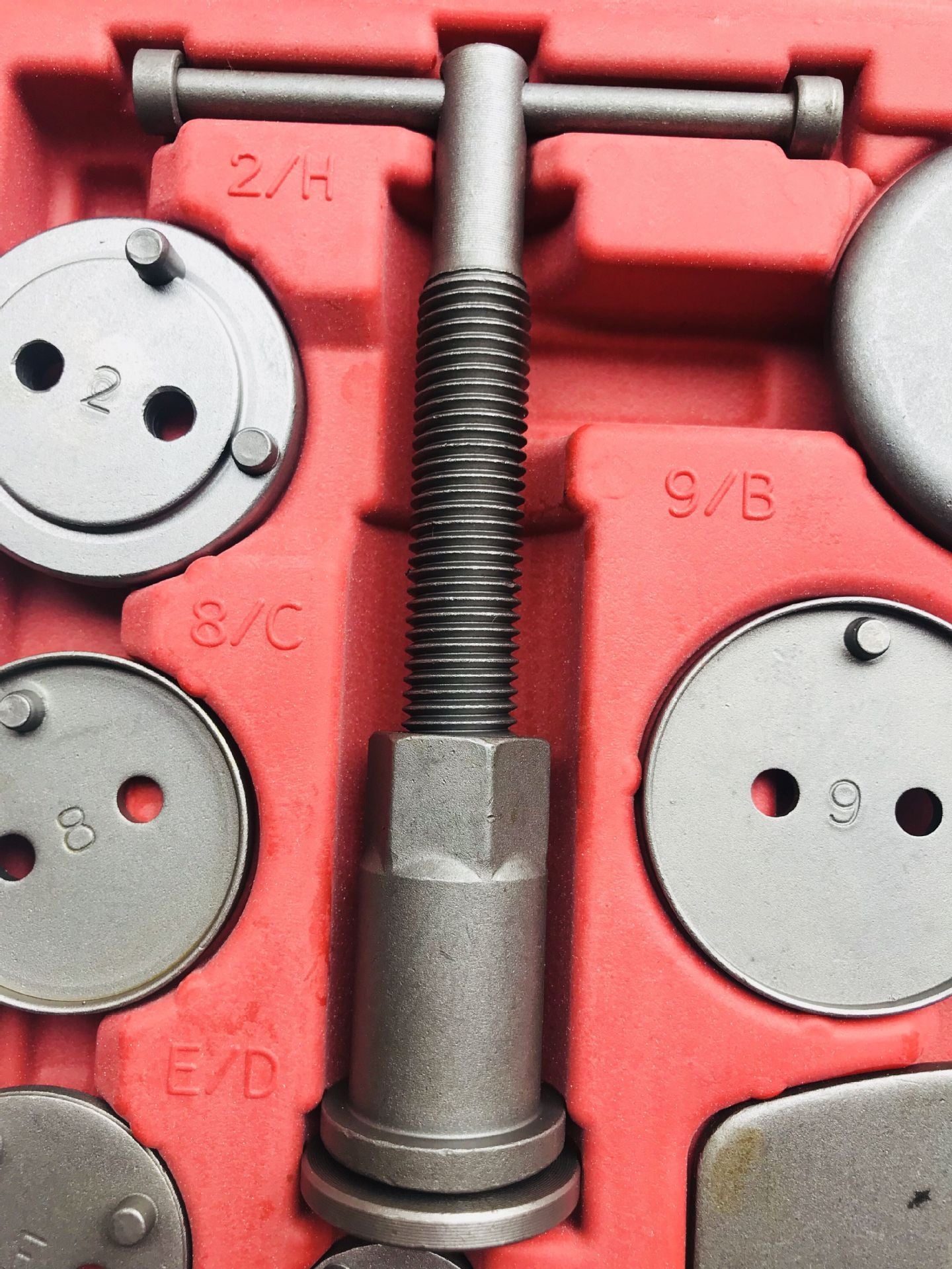 Auto repair tool set