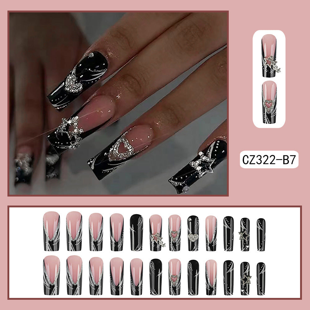 Faux ongles français finis