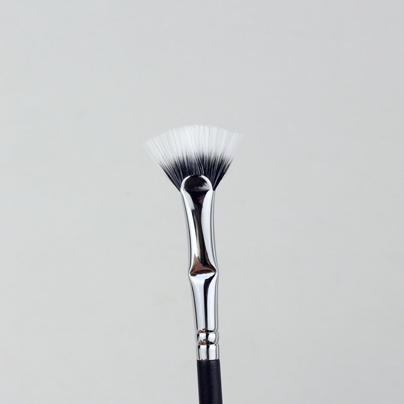 Brosse à Mascara en Poudre à Pois en Forme d'Éventail