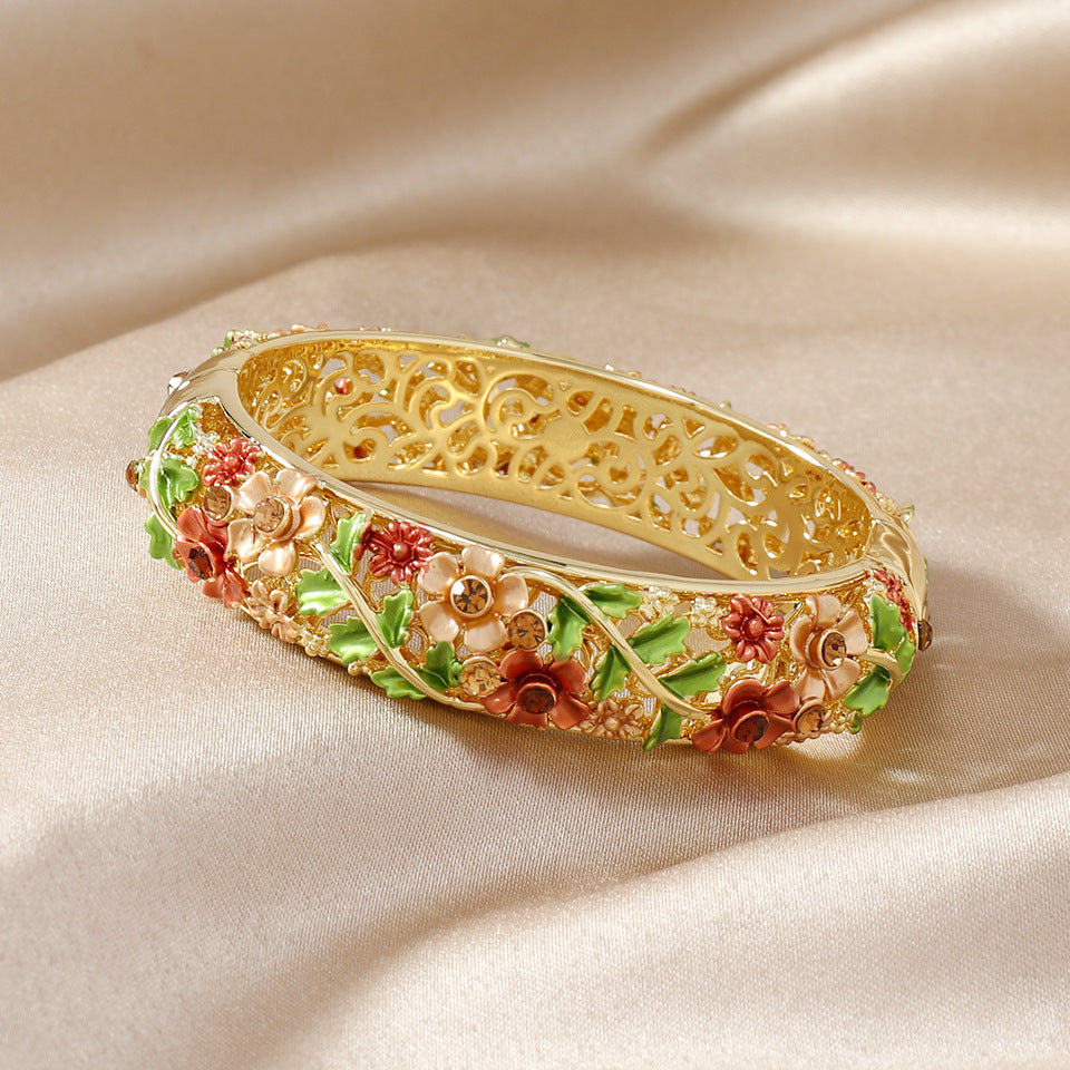 Bracelet femme ethnique ajouré en alliage peint
