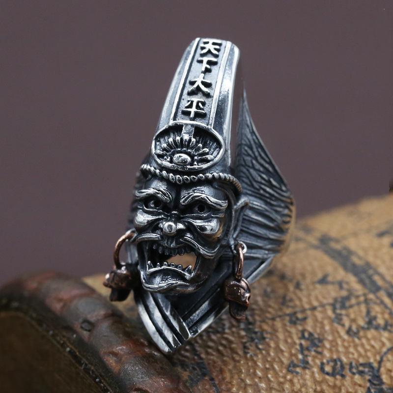 925 Sterling Silver Men's Retro Ring Is Capricious At First Sight