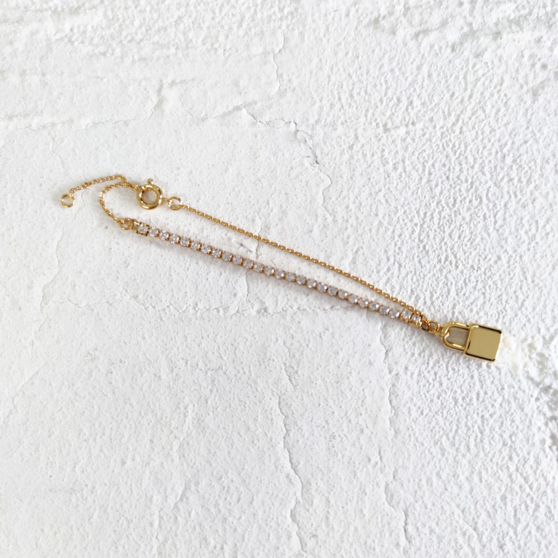 Key Necklace Female Clavicle Chain Ins Cold Wind Simple Small Lock Necklace