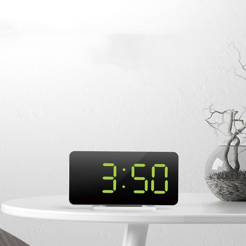 Plug-in Simple Digital Snooze Alarm Clock For Students' Bedside Bedroom