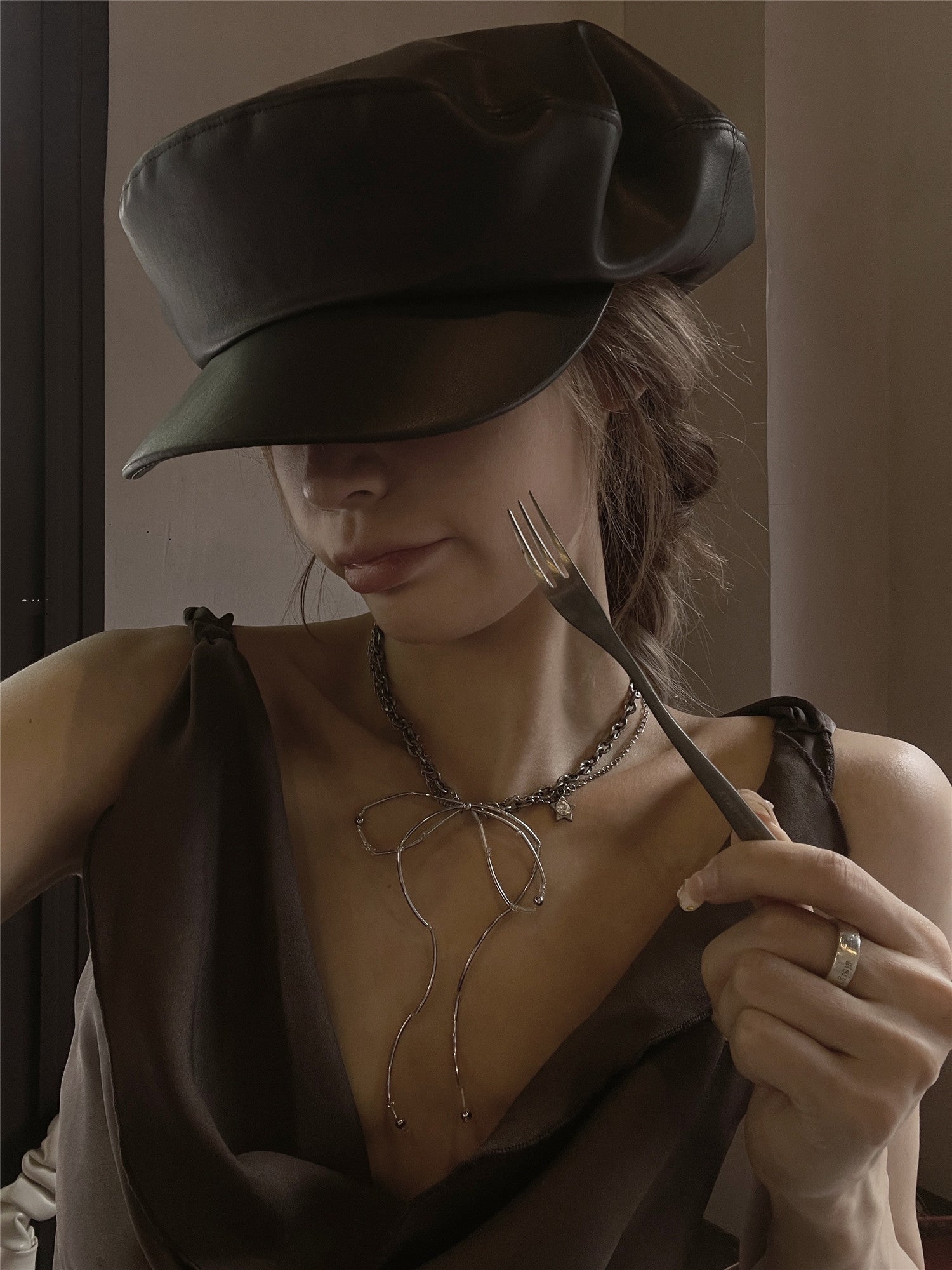 Make Old Silver Stereoscopic Bow Necklaces