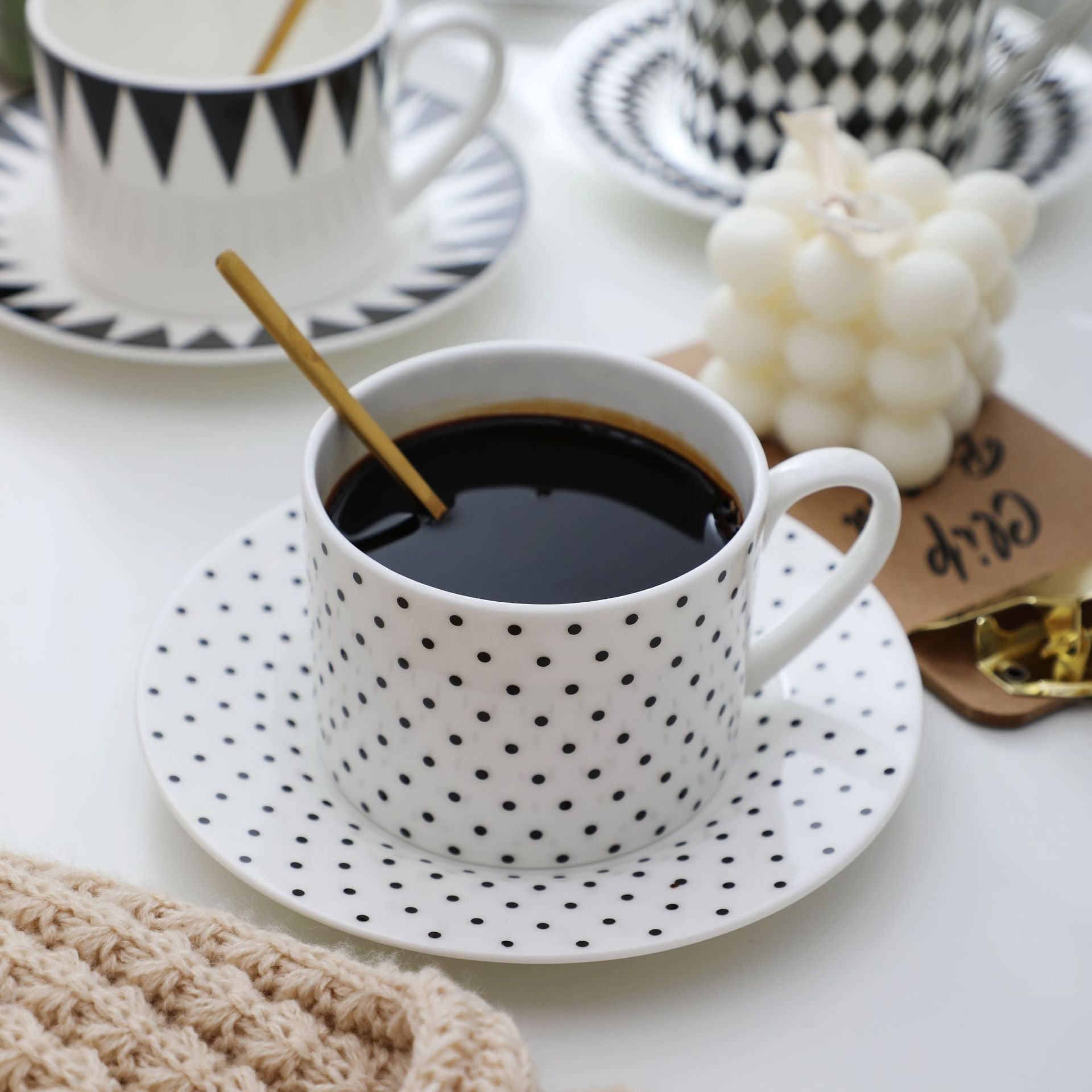 Coffee Cup Dish Suit Nordic Black And White Geometry European Creative Simple English Afternoon Tea Lovers Ceramic Cup