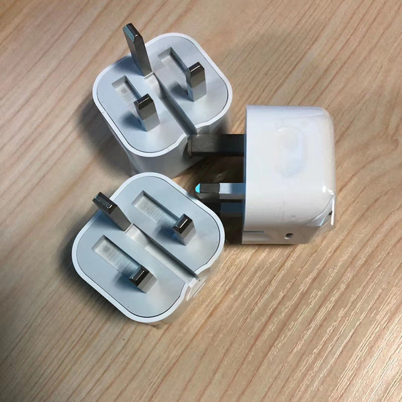 Chargeur Charge Rapide Pieds Pliants Commerce Extérieur Prise de Charge Rapide Protocole Entièrement Compatible Chargeur Rapide