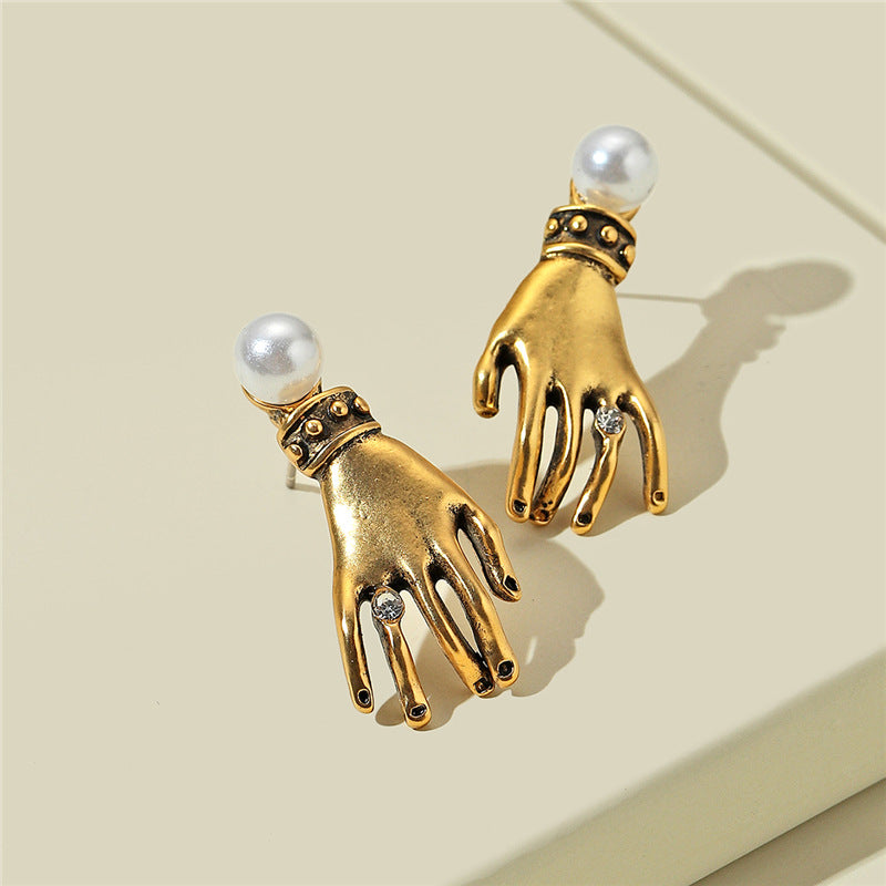 Niche Design Style Exquisite Diamond-studded Punk Stud Earrings