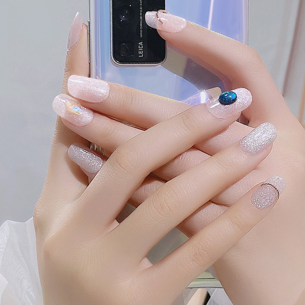 Faux Ongles à Coller Motif Mains