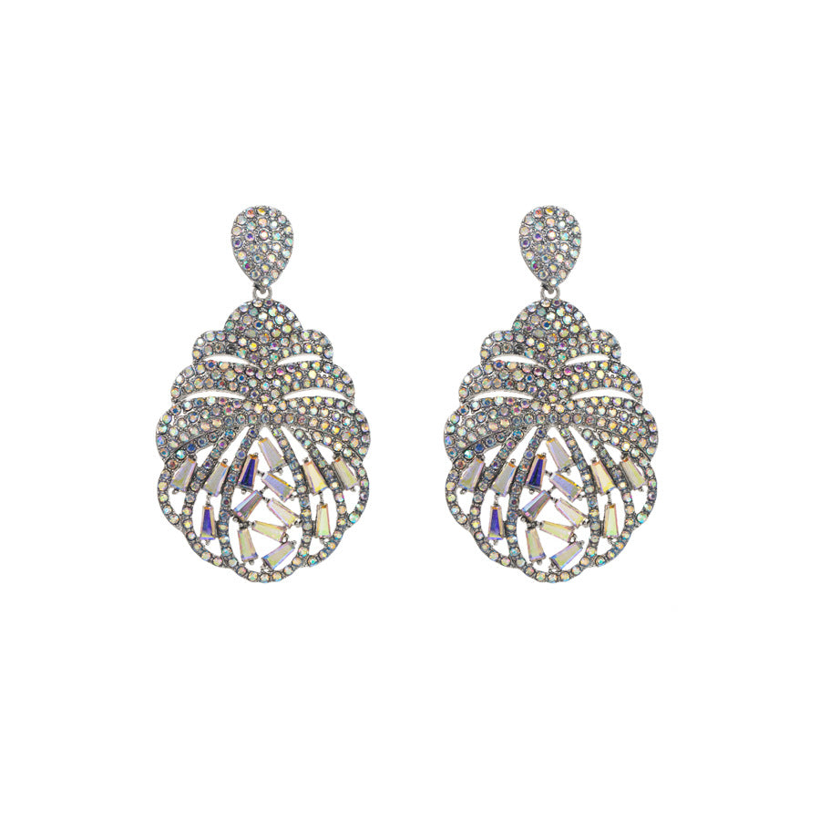 Boucles d'oreilles créatives en forme de fleur goutte d'eau entièrement pavées de diamants