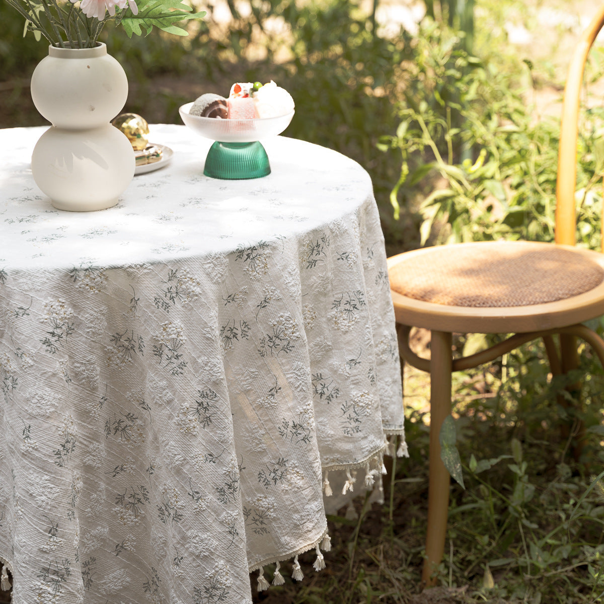 Clove Flower Broken Garden Cotton Linen Table Cloth American Decorative Dining Cloth