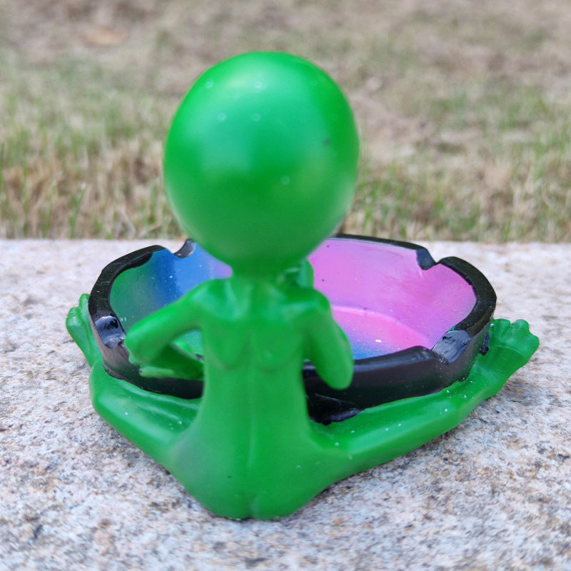 Creative Martians Resin Ashtray Decoration Ornaments