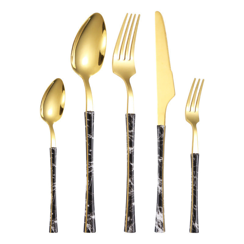 Couteau à steak, fourchette et cuillère à dessert en acier inoxydable