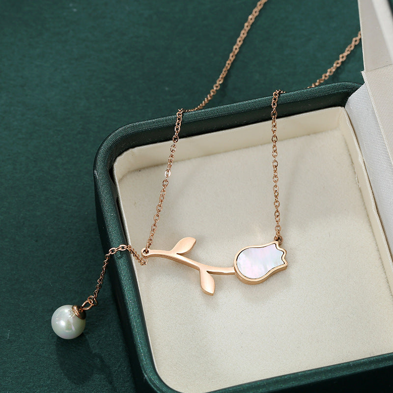Fashion Exquisite Tulip Titanium Steel Necklace Pearl Tassel Clavicle Chain