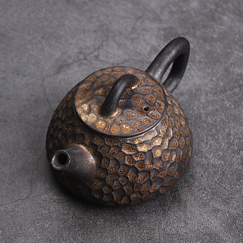 Théière en céramique noire et or à la japonaise, effet martelé
