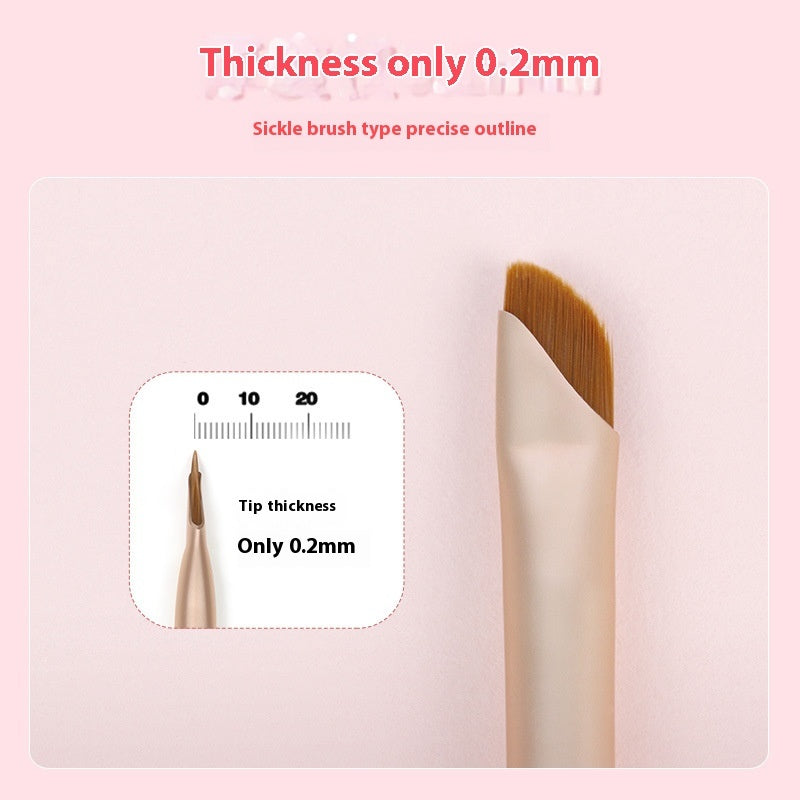 Pinceau Eyeliner en Faucille Poils Doux Yeux Estompeur Anti-Cernes
