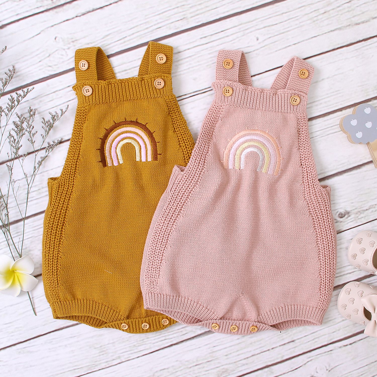 Combinaison en tricot avec licou triangle