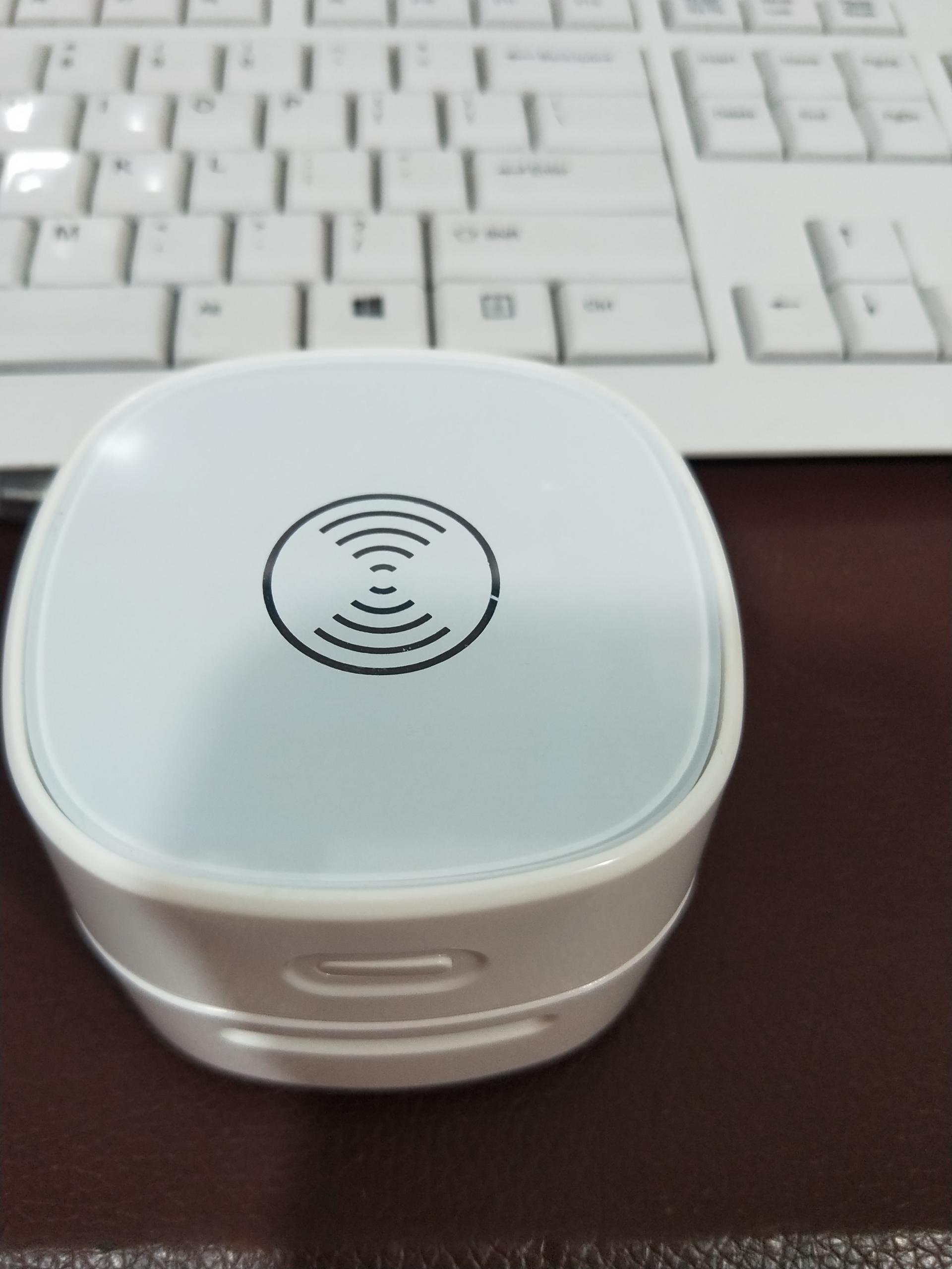 Cadeaux de papeterie pour étudiants Aspirateur de bureau portable à nettoyage automatique