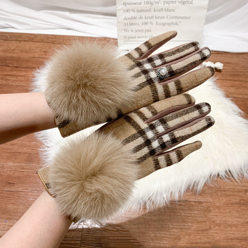 Gants à doigts en laine et cachemire avec boule de fourrure de renard oversize et motif écossais asymétrique