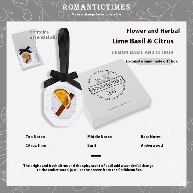 Fashion Personalized Car Aromatherapy Sheet Pendant