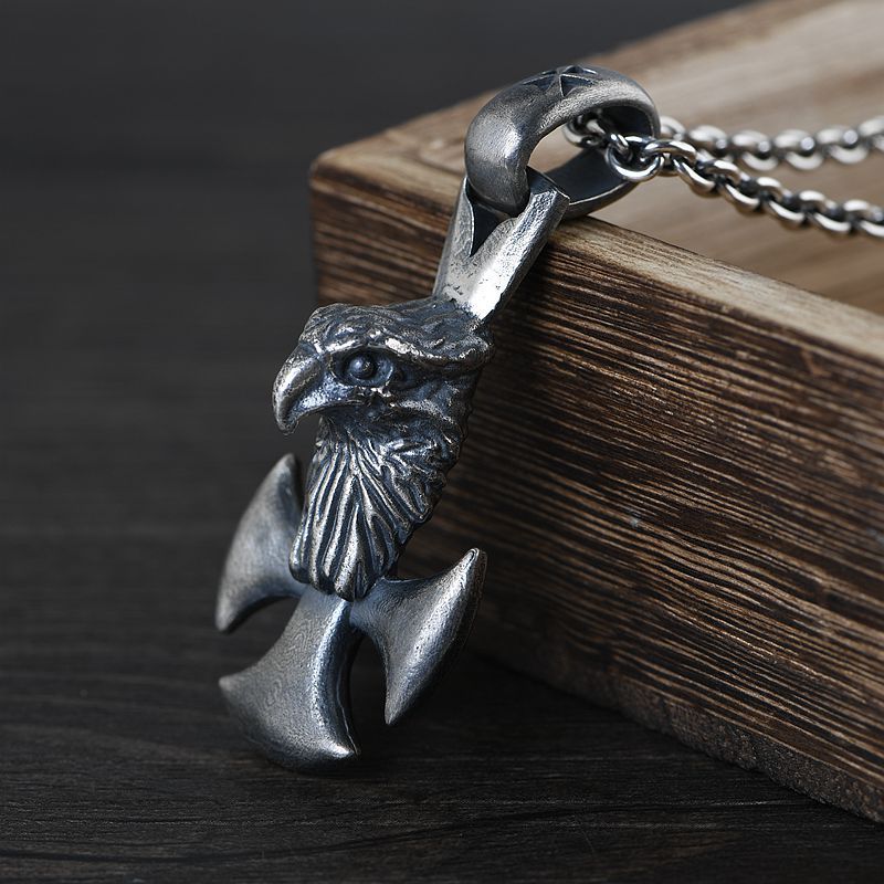 Pendentif Homme Aigle Croix Vintage en Argent Thaïlandais