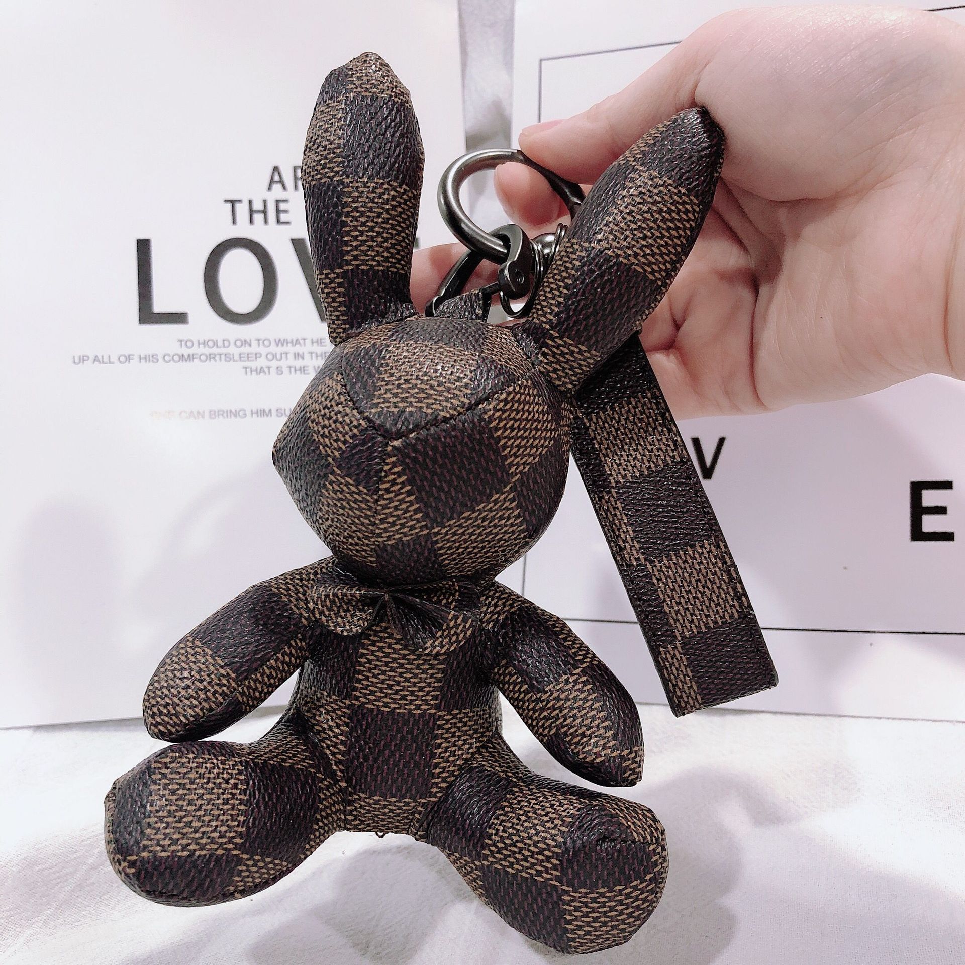 Porte-clés de voiture créatif en cuir avec pendentif lapin