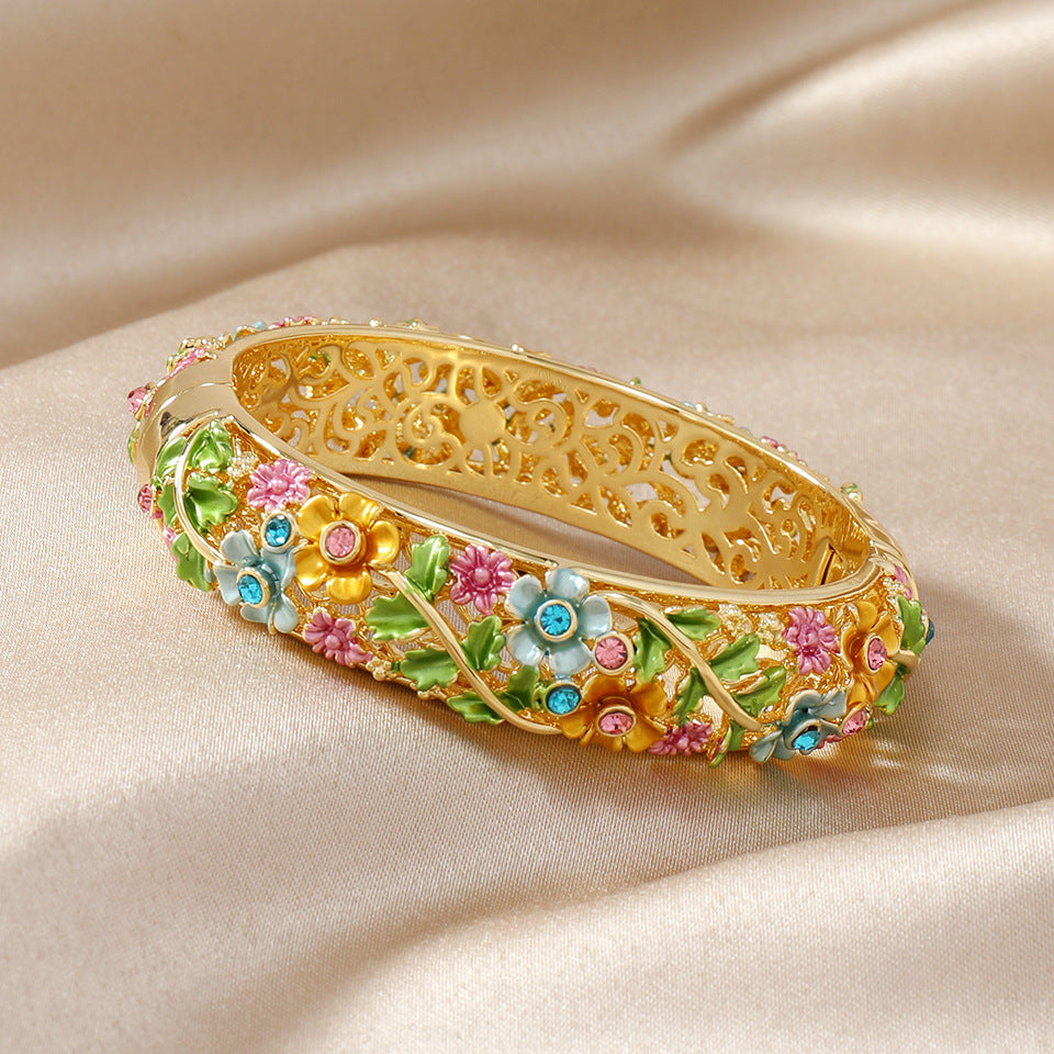 Bracelet femme ethnique ajouré en alliage peint