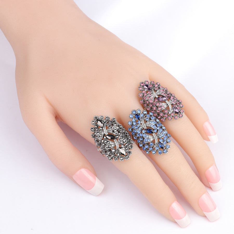 Vintage creative dragonfly ring
