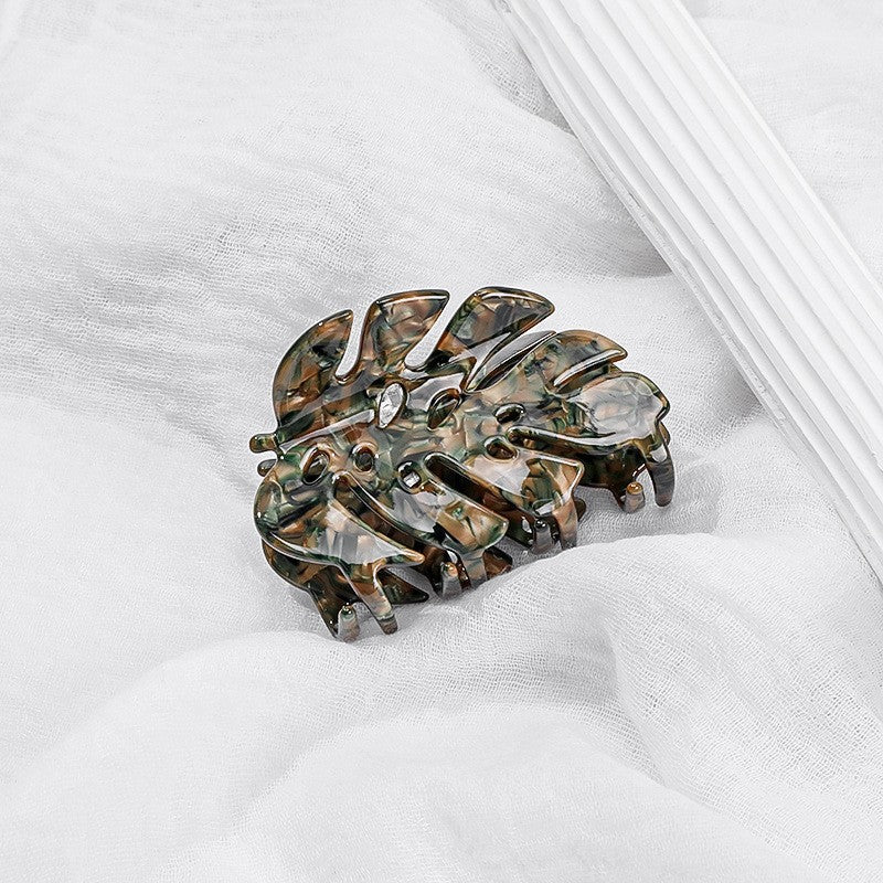 Elegant Leaf-shaped Hair Clip For The Back Of The Head