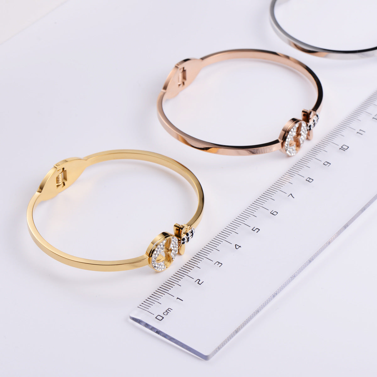Women's Fashion Simple Bee Rhinestone-encrusted Bracelet