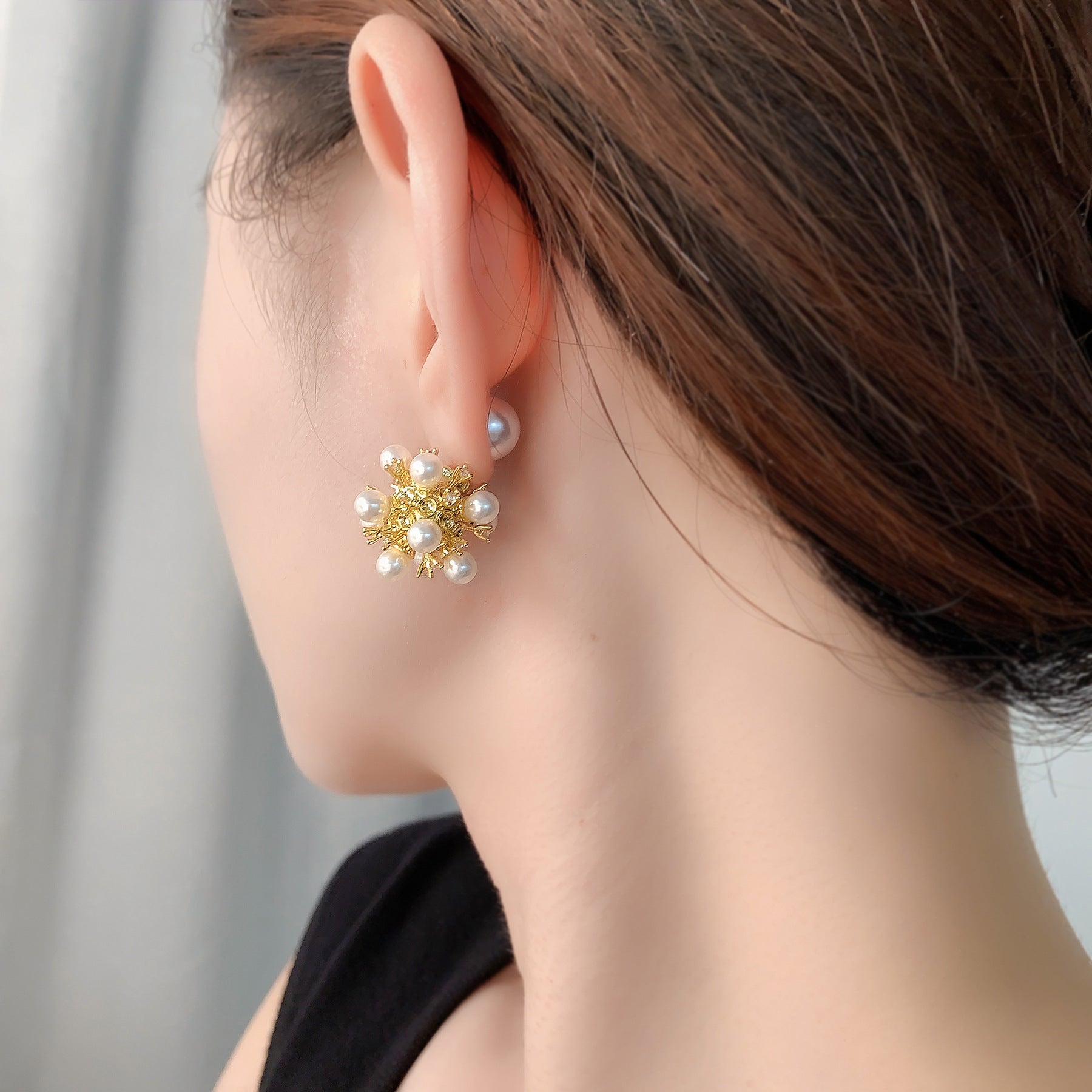 Boucles d'oreilles clous pissenlit perle — design d'intérêt spécial