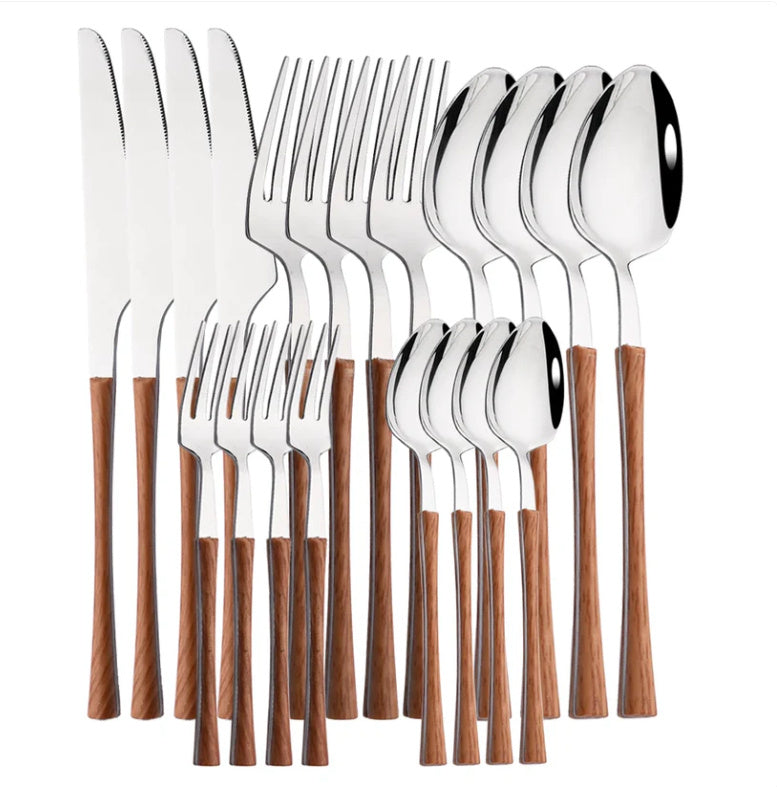 Couteau à steak, fourchette et cuillère à dessert en acier inoxydable