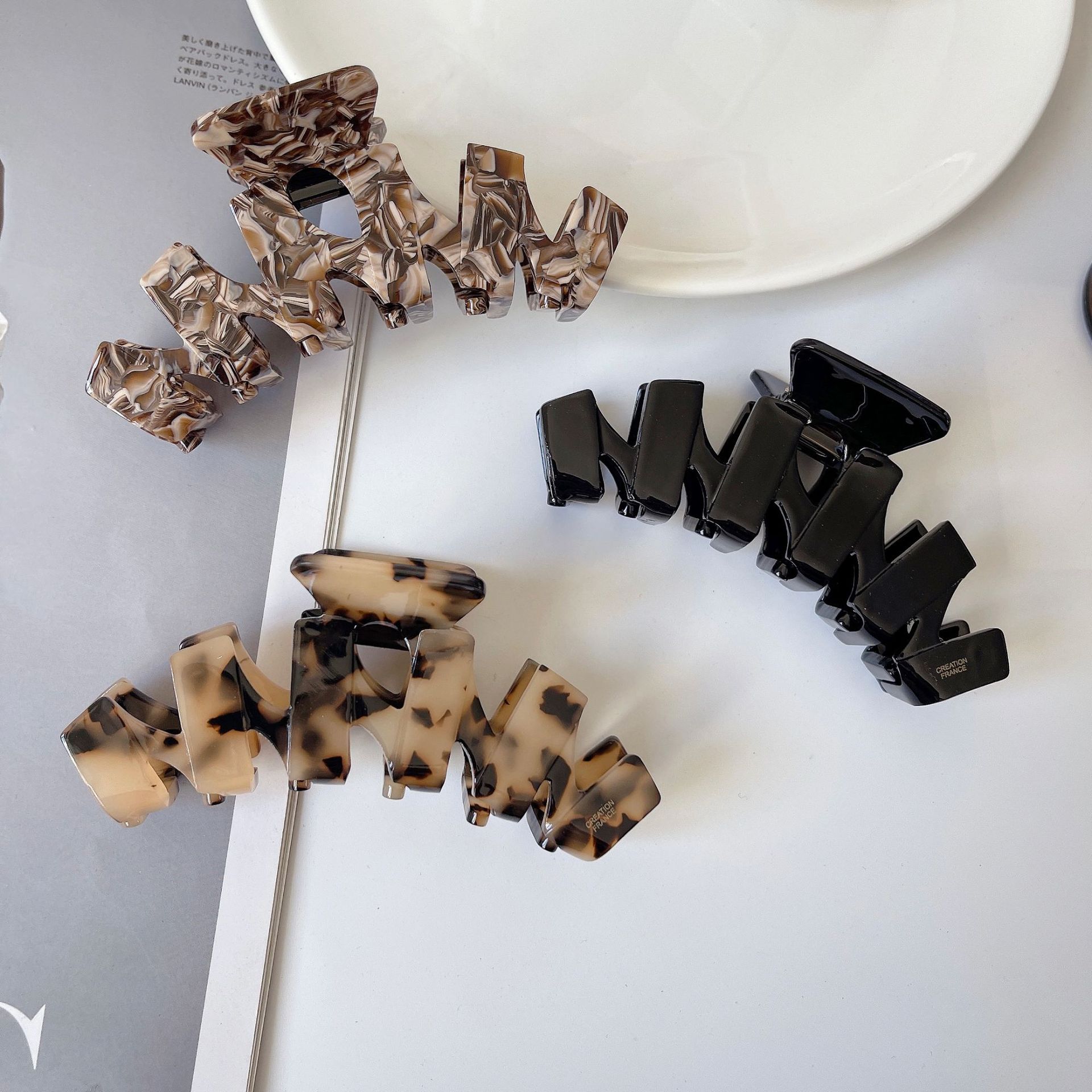 Elegant Acetate Large Back Head Updo Shark Clip
