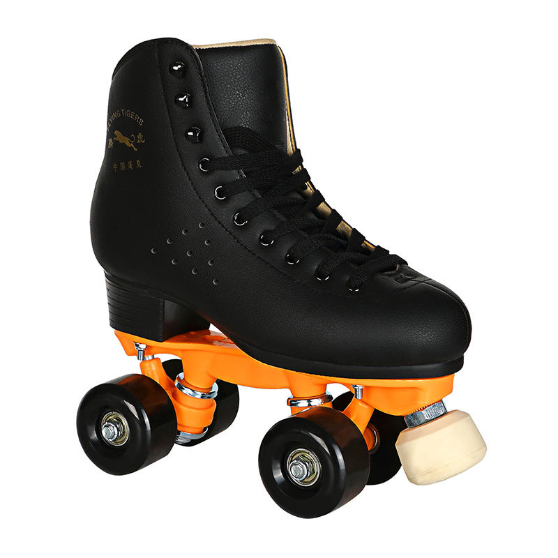 Patins à roulettes noirs à quatre roues avec frein réglable et roues en PU