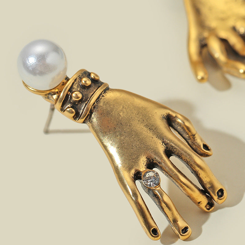 Niche Design Style Exquisite Diamond-studded Punk Stud Earrings
