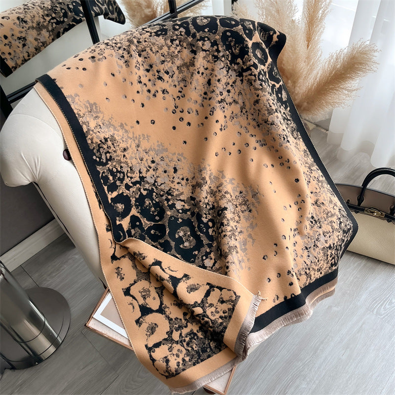 Nouvelle écharpe foulard de personnalité mode pour femmes