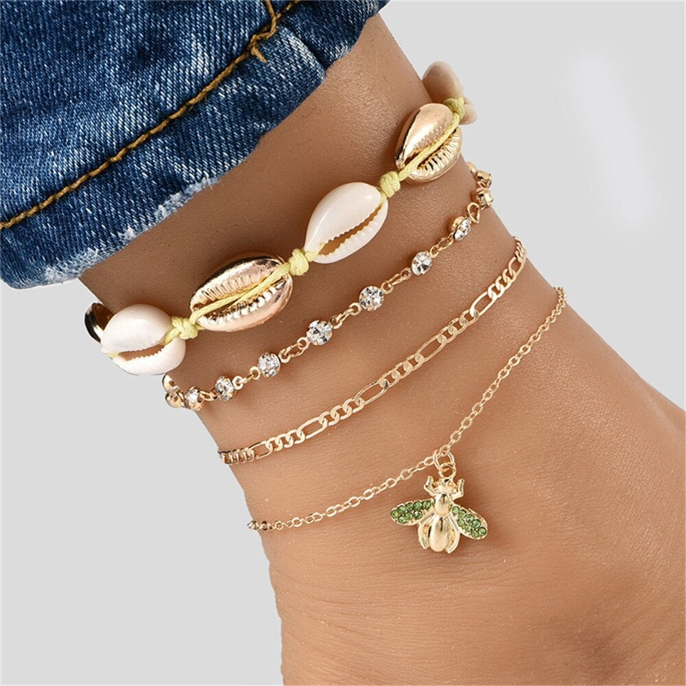 Cheville de plage populaire pour femme, coquille tissée, chaîne en diamant, pendentif abeille entièrement pavé, multicouche