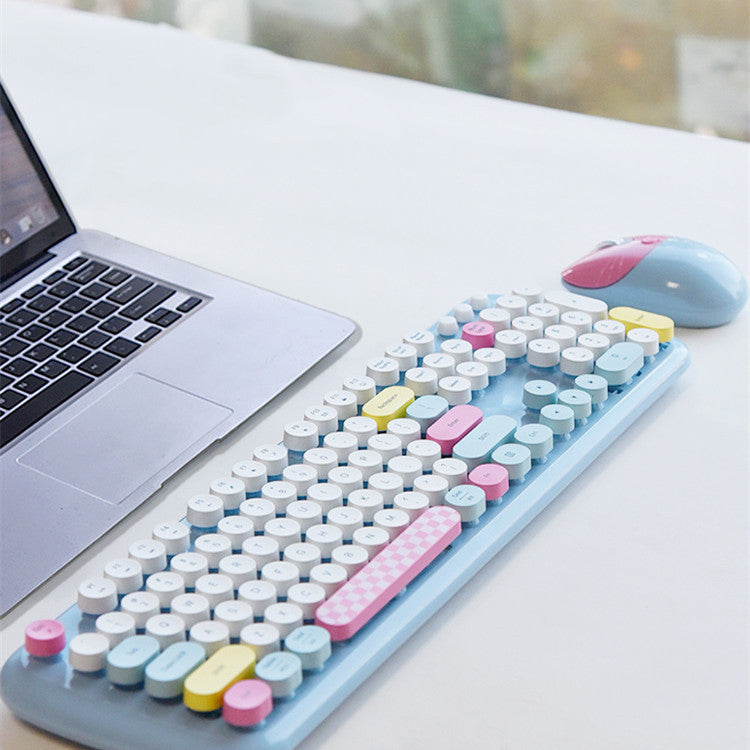 Ensemble clavier et souris sans fil mignons de dessin animé