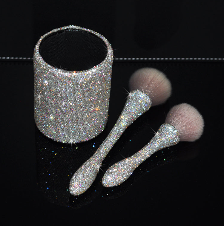 Ensemble de pinceaux de maquillage et gobelet incrustés de diamants