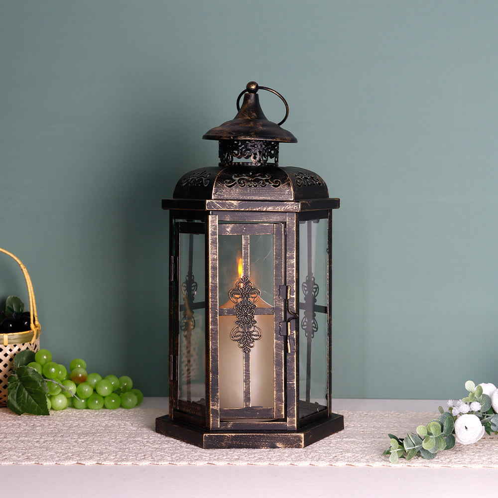 Fabrication de vieux chandeliers pour les mariages dans les hôtels de style européen