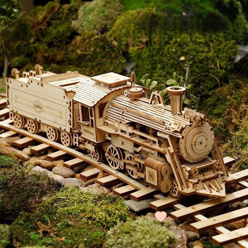 Wooden Assembled Decompression Toy Three-dimensional Model Ornaments