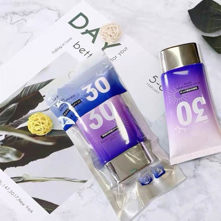 Nouvelle Arrivée Crème BB Isolante Crème Trois-en-un Soin du Visage Femme Rafraîchissante FPS30