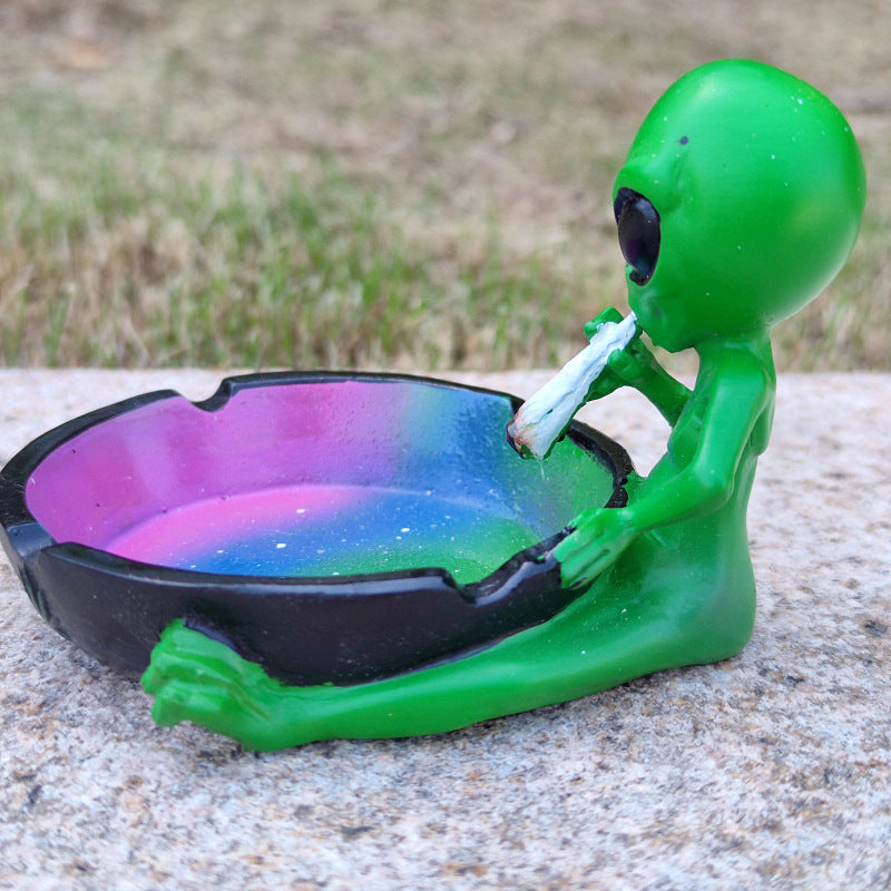 Creative Martians Resin Ashtray Decoration Ornaments