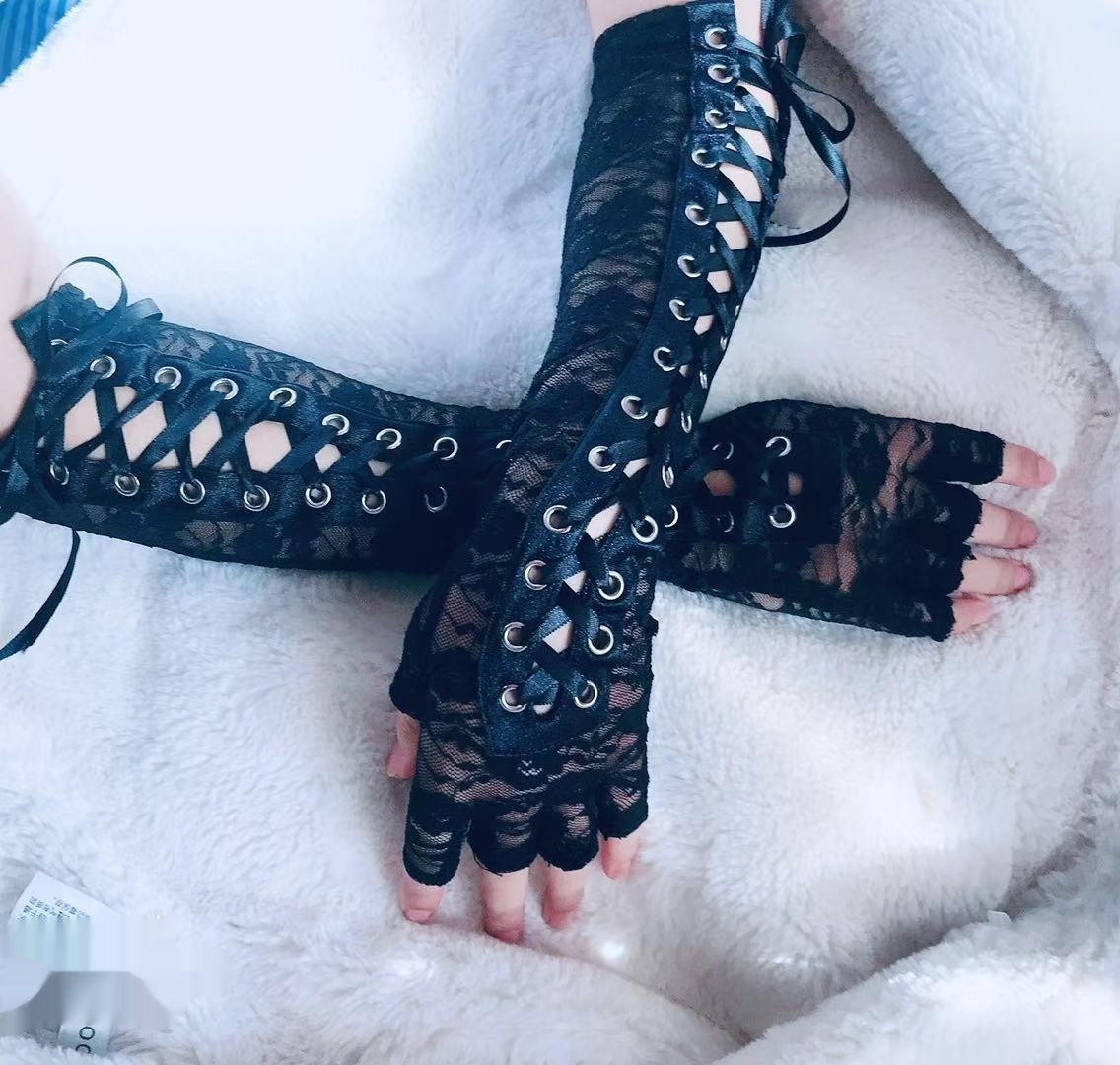 Gants en dentelle à lanières, personnalité charmante